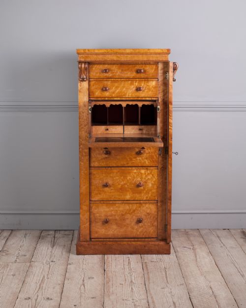 WILLIAM IV BIRDS EYE MAPLE WELLINGTON CHEST - ADDITIONAL PHOTO 1