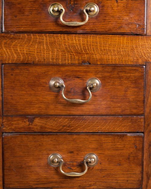 LATE 18TH CENTURY OAK DRESSER BASE - ADDITIONAL PHOTO 8