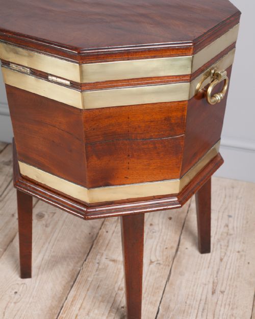 GEORGE III MAHOGANY BRASS BOUND WINE COOLER - ADDITIONAL PHOTO 7