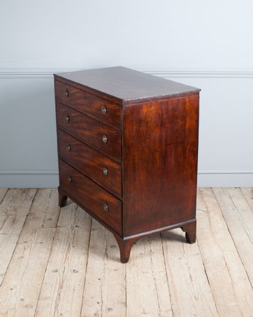 REGENCY MAHOGANY CHEST OF DRAWERS - ADDITIONAL PHOTO 4