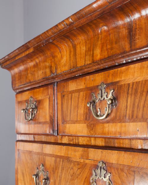 STUNNING GEORGE II CHEST ON CHEST - ADDITIONAL PHOTO 3