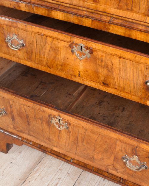 STUNNING GEORGE II CHEST ON CHEST - ADDITIONAL PHOTO 6