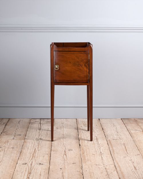 GEORGIAN MAHOGANY BOWFRONT POT CUPBOARD - ADDITIONAL PHOTO 1