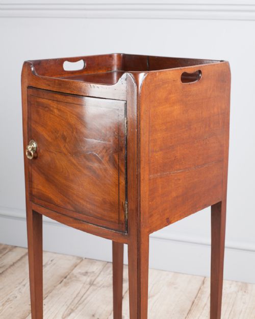 GEORGIAN MAHOGANY BOWFRONT POT CUPBOARD - ADDITIONAL PHOTO 5