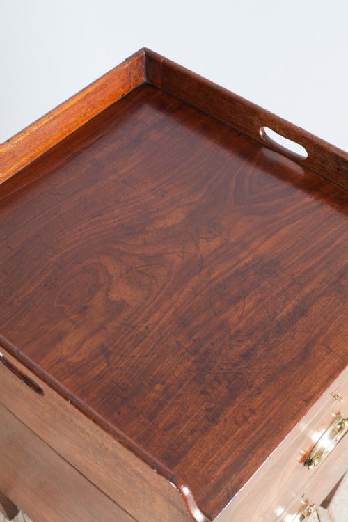GEORGIAN MAHOGANY TRAY TOP COMMODE - ADDITIONAL PHOTO 9