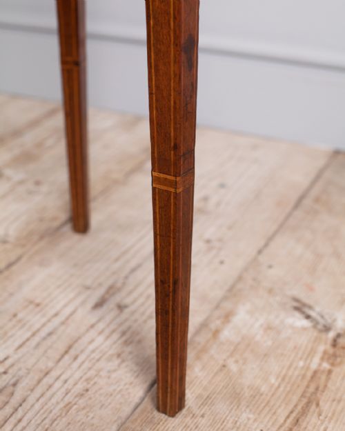 19TH CENTURY MAHOGANY OVAL LAMP TABLE - ADDITIONAL PHOTO 6