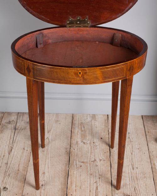 19TH CENTURY MAHOGANY OVAL LAMP TABLE - ADDITIONAL PHOTO 7