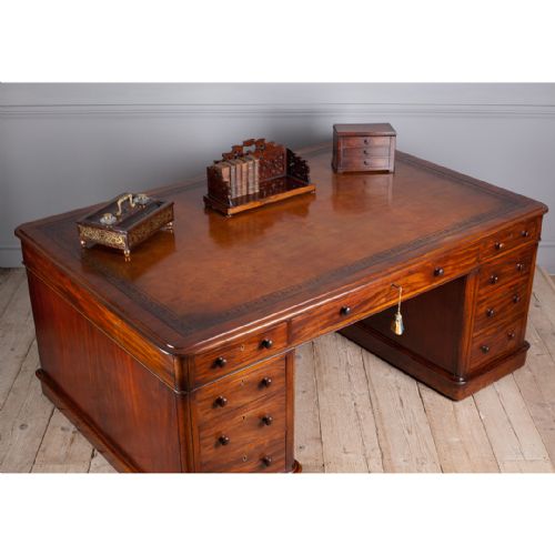 LARGE GOOD QUALITY 19TH CENTURY PARTNERS DESK - ADDITIONAL PHOTO 2