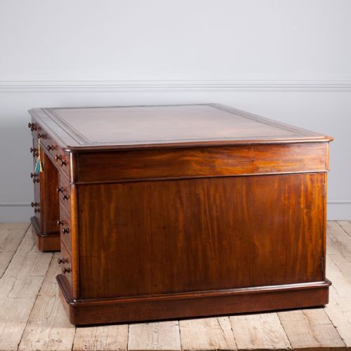 LARGE GOOD QUALITY 19TH CENTURY PARTNERS DESK - ADDITIONAL PHOTO 4