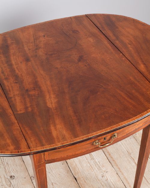 GEORGE III OVAL MAHOGANY PEMBROKE TABLE - ADDITIONAL PHOTO 6