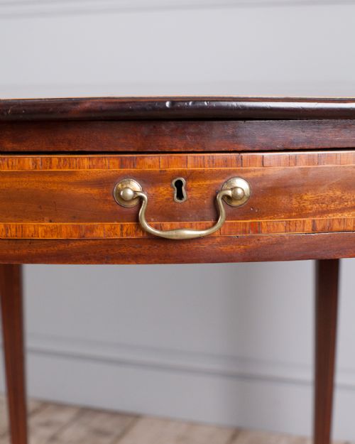 GEORGE III OVAL MAHOGANY PEMBROKE TABLE - ADDITIONAL PHOTO 10