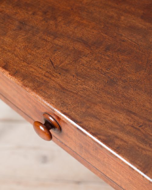 EARLY 19TH CENTURY MAHOGANY SIDE TABLE - ADDITIONAL PHOTO 7