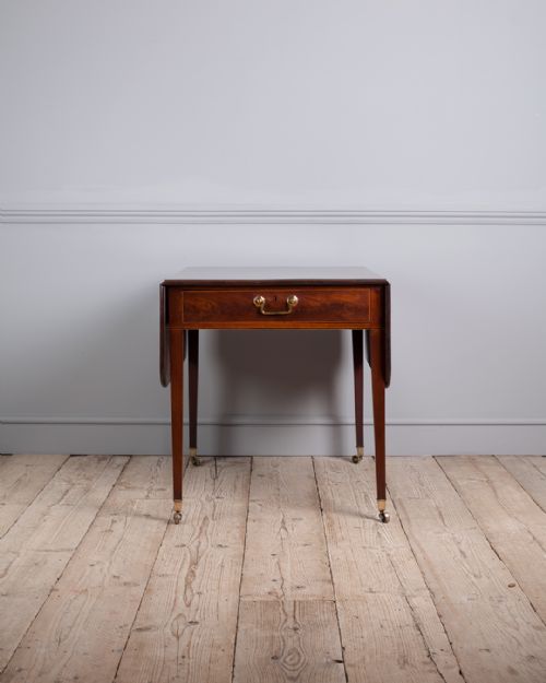 GEORGE III MAHOGANY PEMBROKE TABLE - ADDITIONAL PHOTO 4