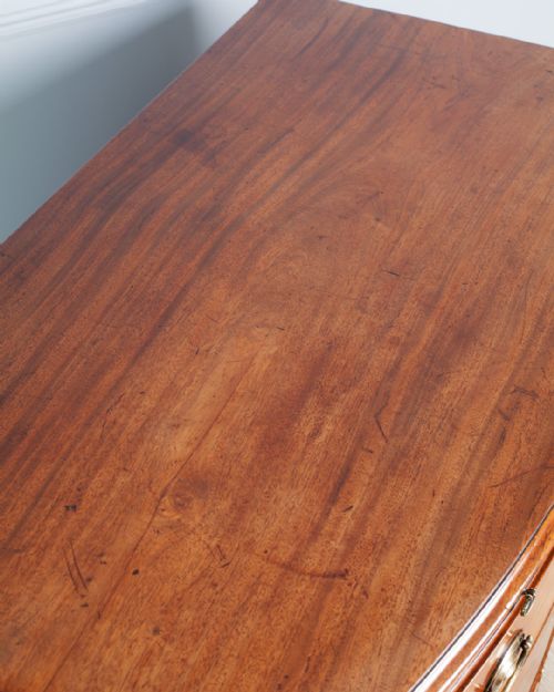 GEORGIAN BOWFRONT CHEST OF DRAWERS - ADDITIONAL PHOTO 5