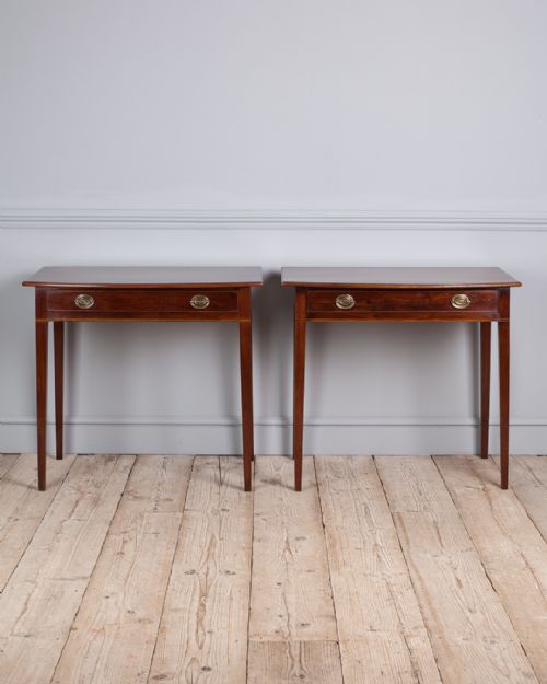 PAIR OF GEORGIAN MAHOGANY SIDE TABLES - ADDITIONAL PHOTO 1