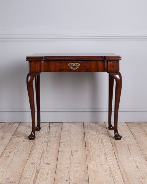 george iii mahogany tea table - CATEGORY: ANTIQUE TABLES - DATED 18TH CENTURY