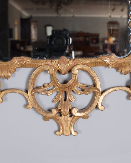 18TH CENTURY ROCOCO PERIOD GILTWOOD MIRROR - ADDITIONAL PHOTO 4