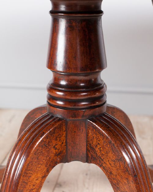 REGENCY MAHOGANY BREAKFAST TABLE - ADDITIONAL PHOTO 5