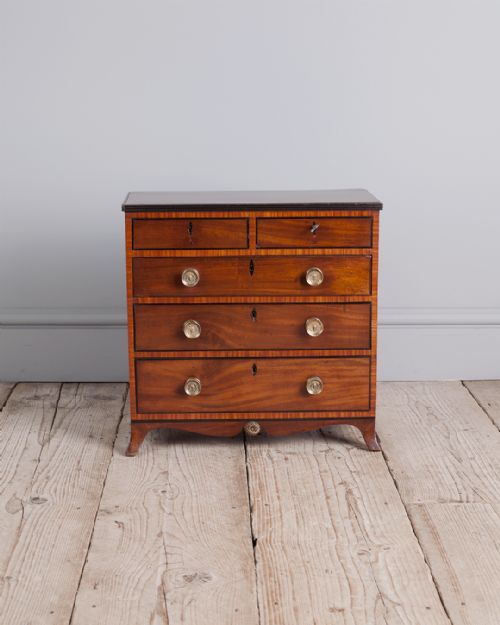 19TH CENTURY MAHOGANY MINIATURE CHEST OF DRAWERS - ADDITIONAL PHOTO 1
