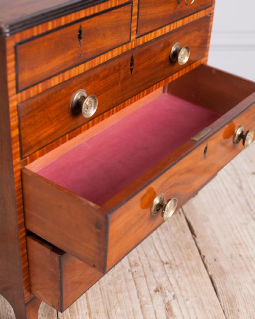 19TH CENTURY MAHOGANY MINIATURE CHEST OF DRAWERS - ADDITIONAL PHOTO 3