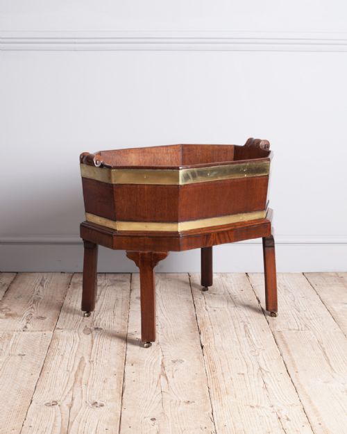 george iii mahogany wine cooler - CATEGORY: ANTIQUE MISCELLANEOUS - DATED 18TH CENTURY