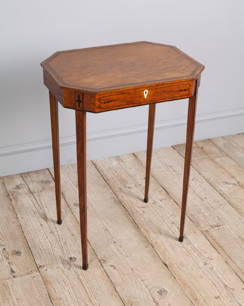 18TH CENTURY SATINWOOD OCTAGONAL WORK TABLE - ADDITIONAL PHOTO 1