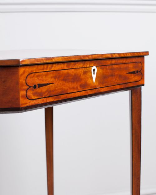 18TH CENTURY SATINWOOD OCTAGONAL WORK TABLE - ADDITIONAL PHOTO 7