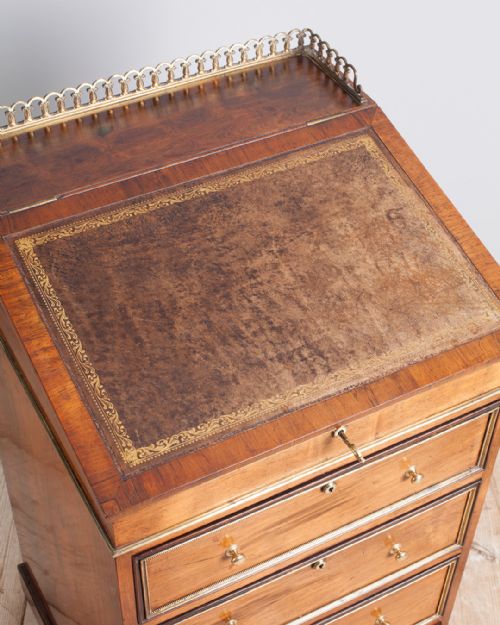 EXQUISITE REGENCY ROSEWOOD DAVENPORT - ADDITIONAL PHOTO 4