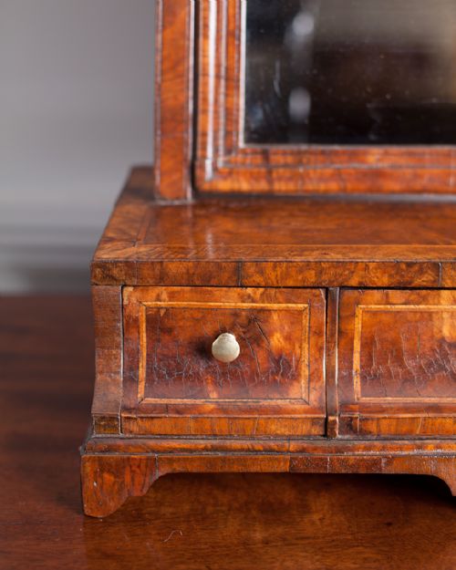 18TH CENTURY WALNUT TOILET MIRROR - ADDITIONAL PHOTO 6