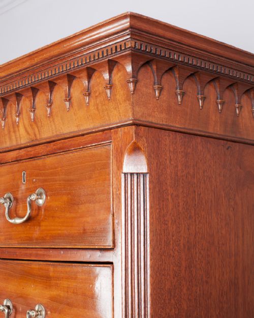 GEORGE III MAHOGANY CHEST ON CHEST - ADDITIONAL PHOTO 2