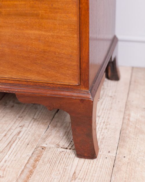 GEORGE III MAHOGANY CHEST ON CHEST - ADDITIONAL PHOTO 5