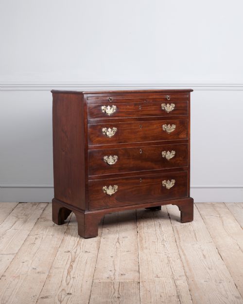 18TH CENTURY MAHOGANY CHEST OF DRAWERS - ADDITIONAL PHOTO 1