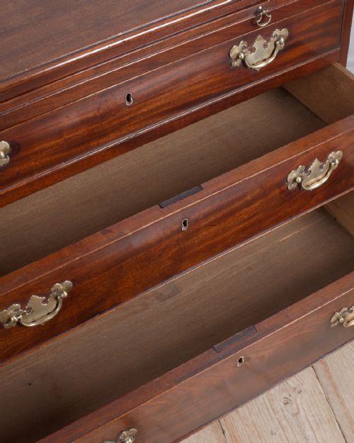 18TH CENTURY MAHOGANY CHEST OF DRAWERS - ADDITIONAL PHOTO 6