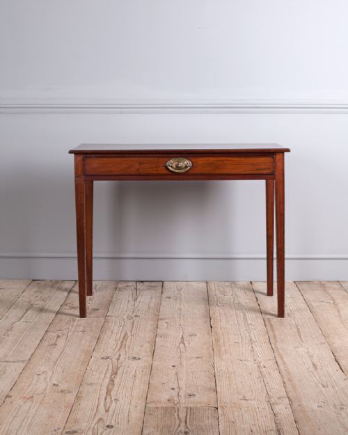 GEORGIAN MAHOGANY SIDE TABLE - ADDITIONAL PHOTO 1