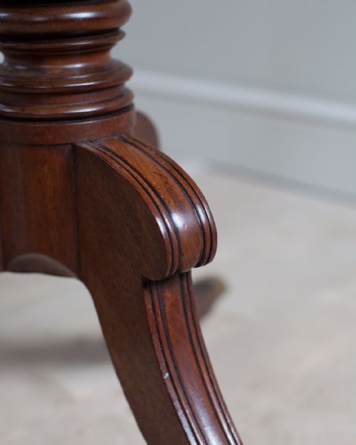 REGENCY MAHOGANY TRIPOD TABLE - ADDITIONAL PHOTO 8