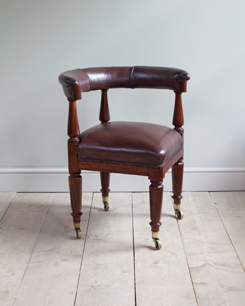 19th century mahogany corner chair - CATEGORY: ANTIQUE CHAIRS - DATED 19TH CENTURY