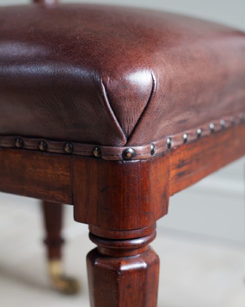 19TH CENTURY MAHOGANY CORNER CHAIR - ADDITIONAL PHOTO 5
