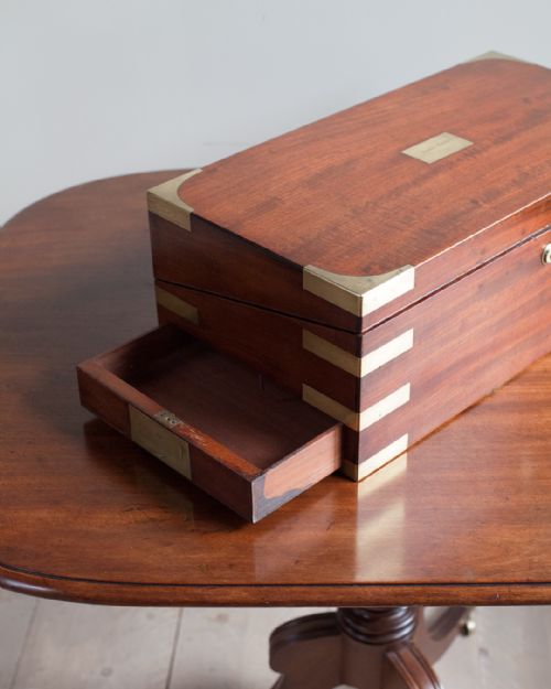 19TH CENTURY BRASS BOUND MAHOGANY WRITING BOX - ADDITIONAL PHOTO 5