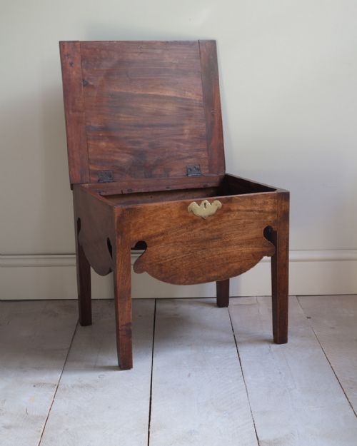 GEORGIAN MAHOGANY BOX COMMODE - ADDITIONAL PHOTO 6
