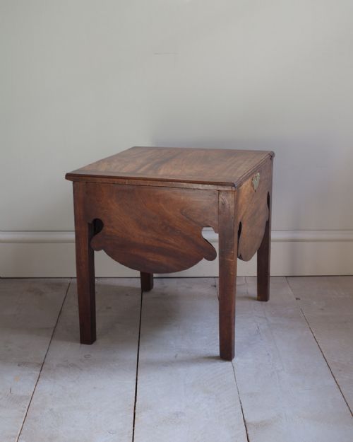 GEORGIAN MAHOGANY BOX COMMODE - ADDITIONAL PHOTO 8