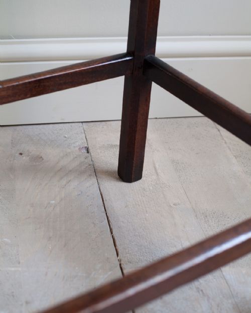 CHARMING LITTLE GEORGIAN SIDE TABLE - ADDITIONAL PHOTO 6
