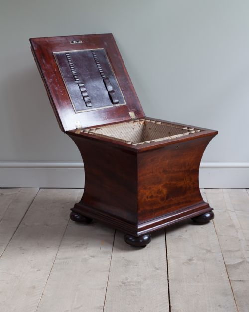 19TH CENTURY MAHOGANY OTTOMAN WORK BOX - ADDITIONAL PHOTO 5