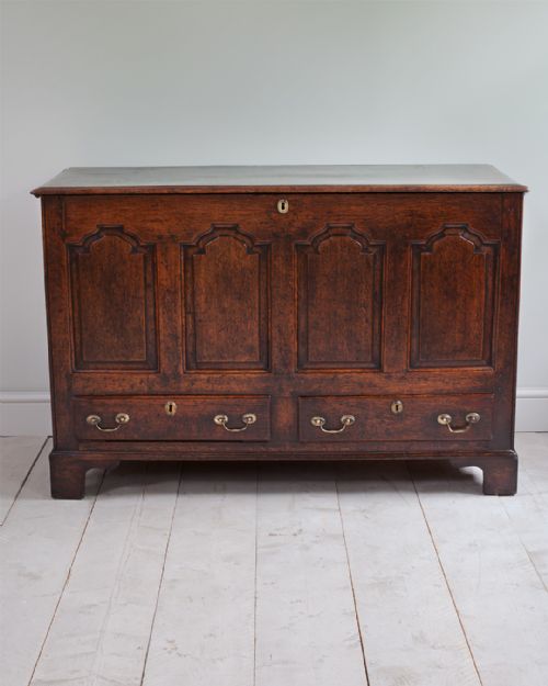 18TH CENTURY OAK MULE CHEST - ADDITIONAL PHOTO 3