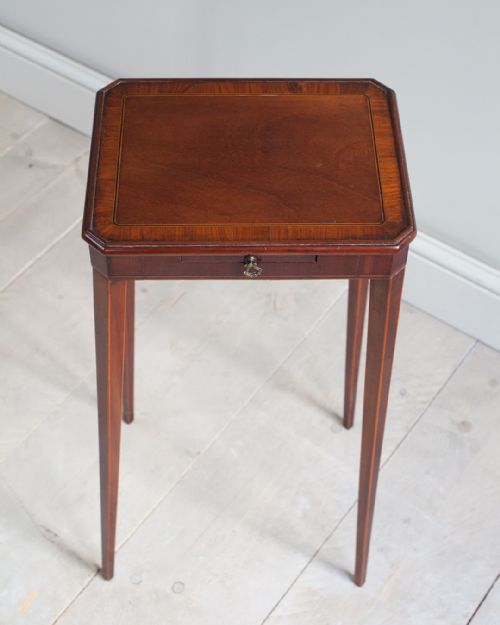 18TH CENTURY MAHOGANY URN STAND - ADDITIONAL PHOTO 1