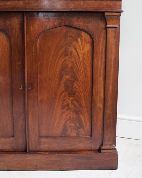 19TH CENTURY MAHOGANY BOOKCASE CABINET - ADDITIONAL PHOTO 2