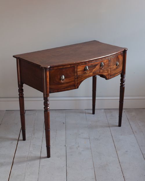 PARTICULARLY ELEGANT GEORGE IV MAHOGANY DRESSING TABLE - ADDITIONAL PHOTO 7