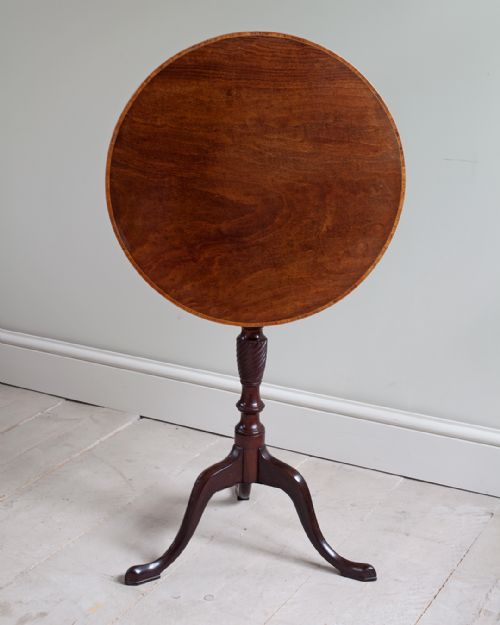 GEORGIAN MAHOGANY TRIPOD TABLE - ADDITIONAL PHOTO 2