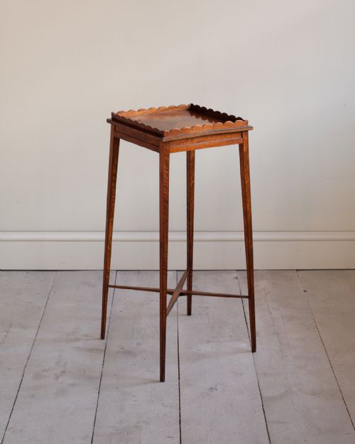 edwardian satinwood urn stand - CATEGORY: ANTIQUE FURNITURE - DATED EDWARDIAN