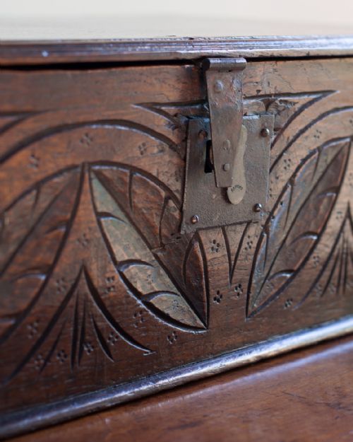 18TH CENTURY OAK BIBLE BOX - ADDITIONAL PHOTO 4