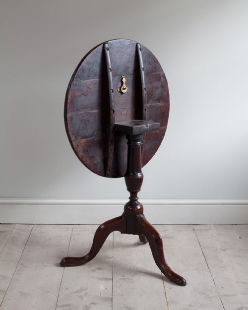 18TH CENTURY YEW WOOD TRIPOD TABLE - ADDITIONAL PHOTO 3